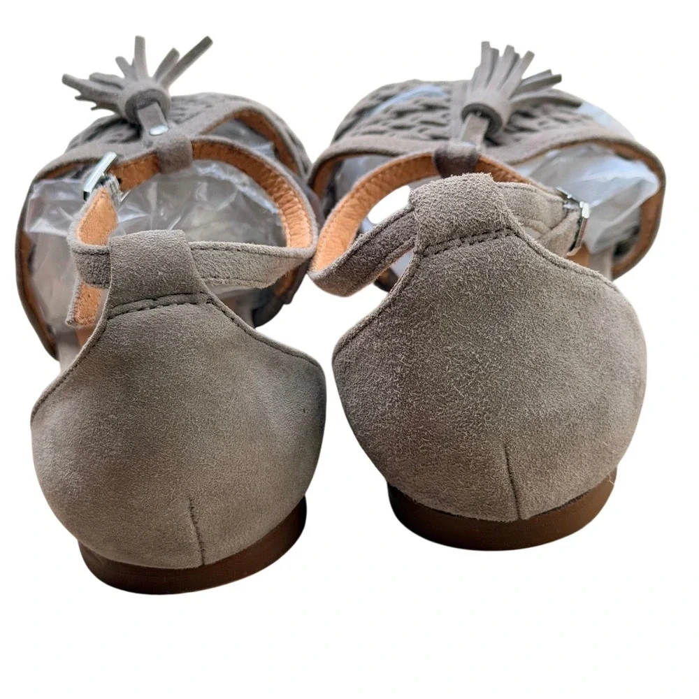 Halogen Braided Suede Sandals Womens 5.5 Taupe Grey Flat T-Strap Tassel Boho